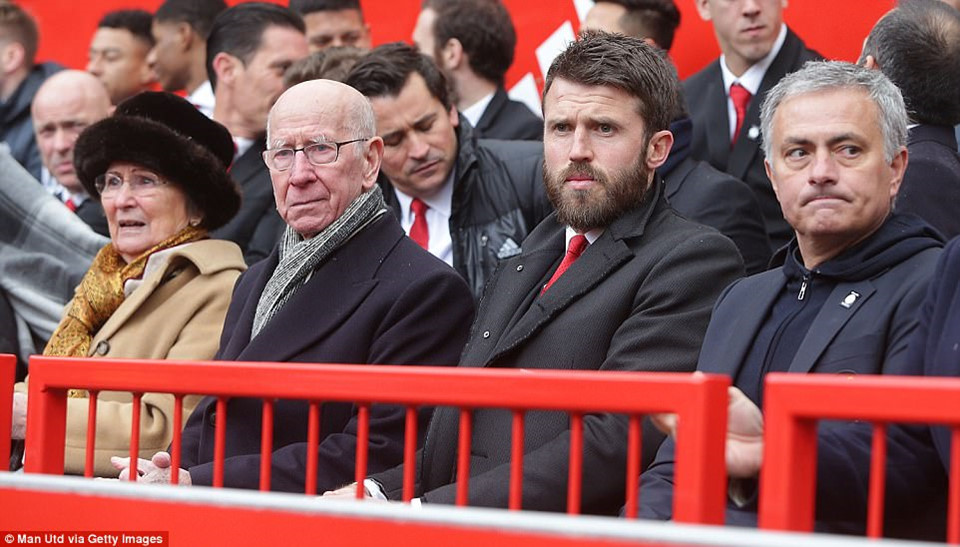 Mourinho, Pogba theo chân Sir Alex dự lễ tưởng niệm thảm họa Munich